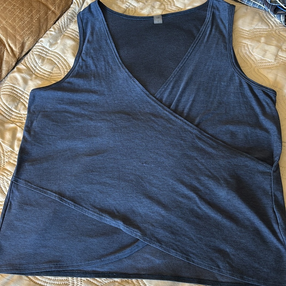 Beyond Yoga Navy Sleeveless Wrap Top, Sz Large